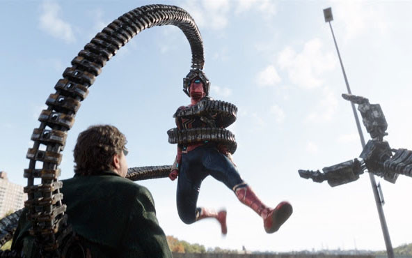 Chàng nhện Tom Holland “đốt nóng” rạp chiếu ngay cả với phim mới -0