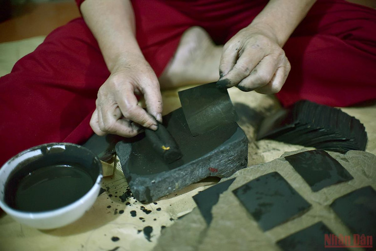 Lấp lánh quỳ vàng làng Kiêu Kỵ -0