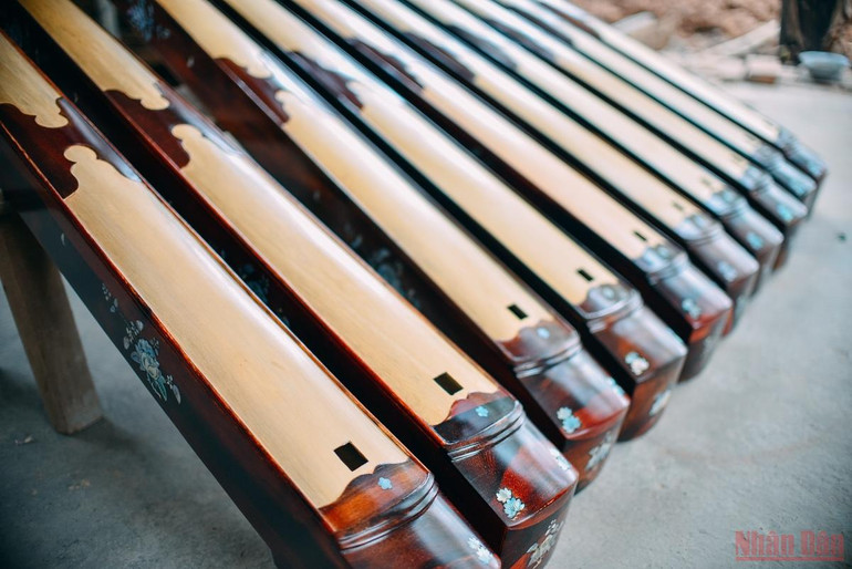 Thăng trầm nghề “rỗng ruột” -0