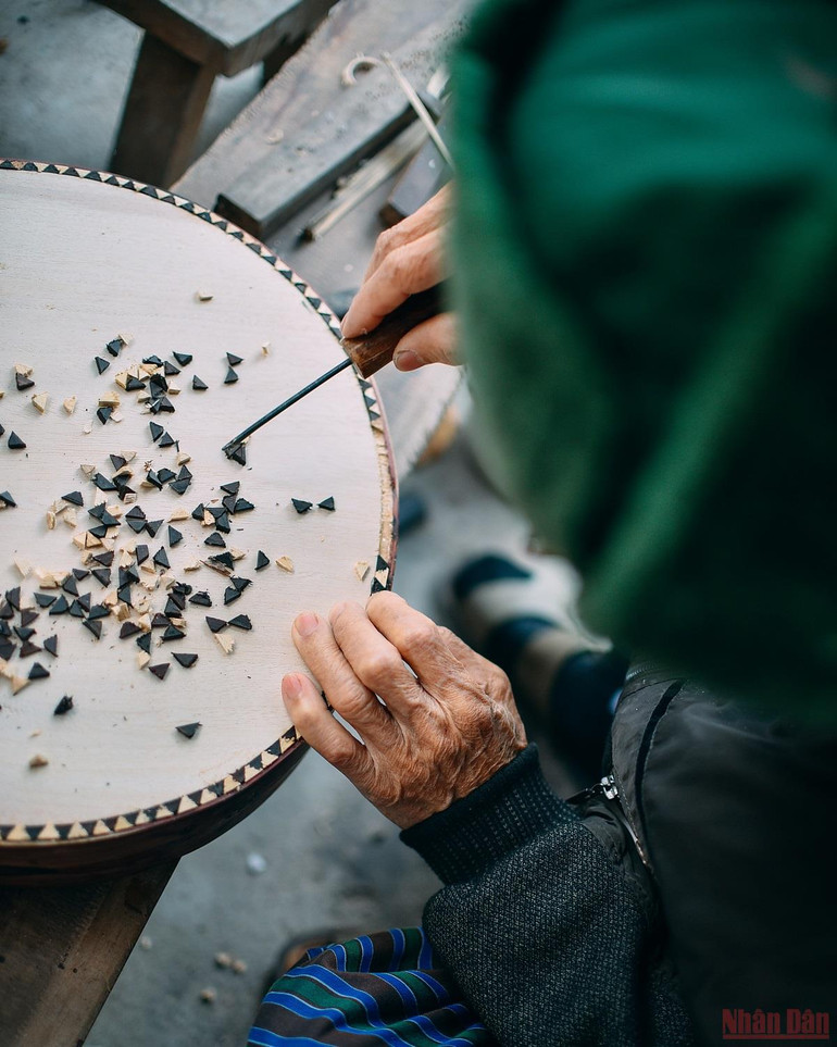 Thăng trầm nghề “rỗng ruột” -0