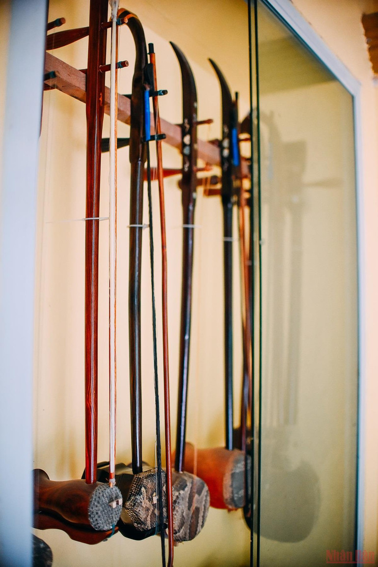 Thăng trầm nghề “rỗng ruột” -0