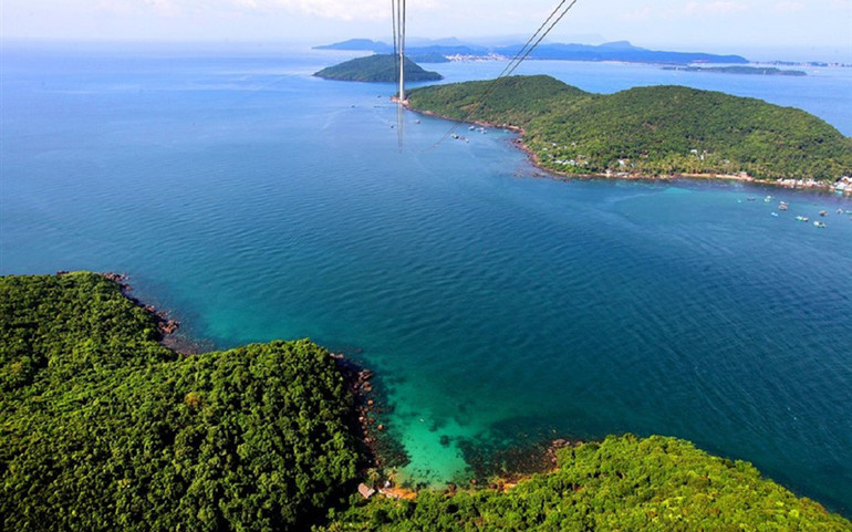 Người Việt Nam ưu tiên đón năm mới ở Đà Lạt, Phú Quốc và Sapa -0