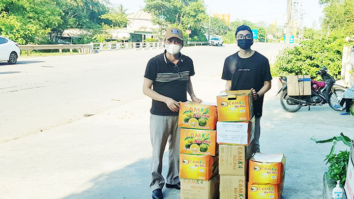 Cây yêu thương nở hoa hạnh phúc -0