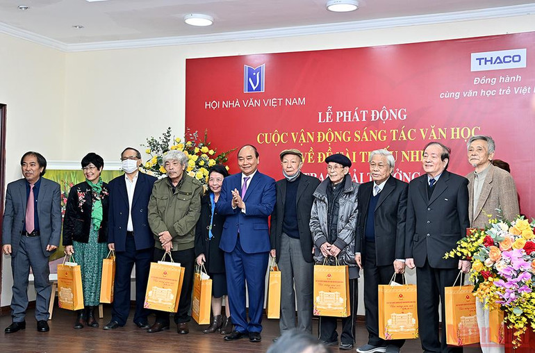 Lễ phát động cuộc vận động sáng tác văn học về đề tài thiếu nhi -2