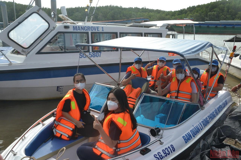 Một ngày đáng nhớ của lực lượng tuyến đầu tại “vùng xanh” Cần Giờ -0