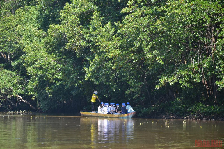 Một ngày đáng nhớ của lực lượng tuyến đầu tại “vùng xanh” Cần Giờ -0