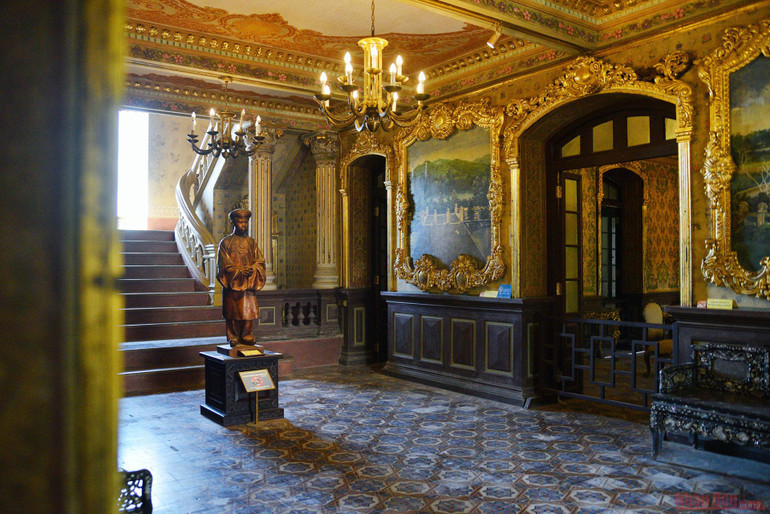 Vàng son một thuở cung An Định -0