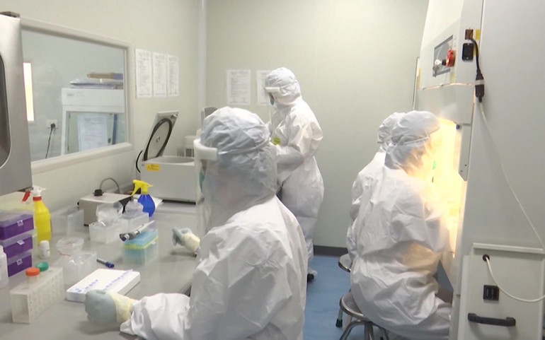 PGS, TS Nguyễn Viết Nhung: Dịch Covid-19 hiện đang có hai mũi tấn công -0