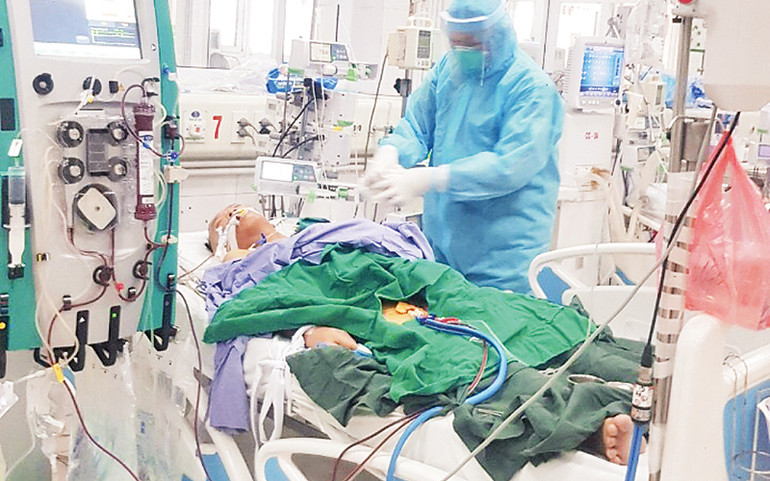 Người giành giật sự sống với tử thần -0