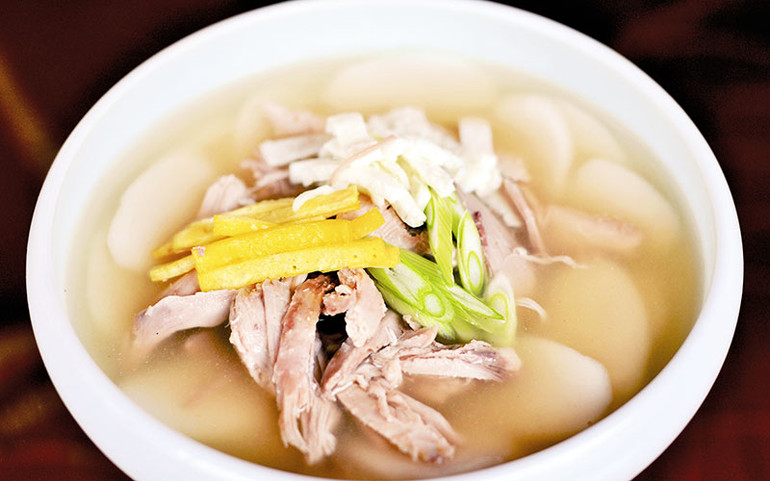 Ngày Tết thiên hạ ăn gì? -0