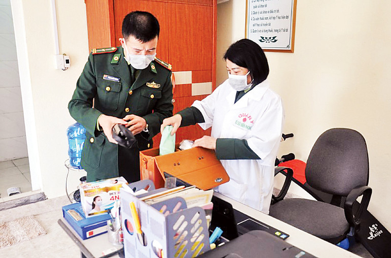 Khi phái đẹp lên chốt -0