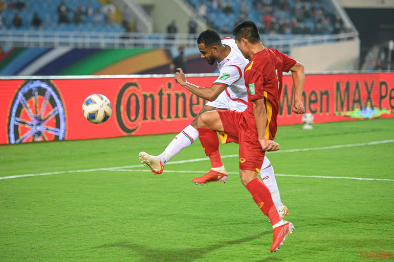 (Hiệp 1) Việt Nam 0-0 Oman: Thế trận giằng co -0