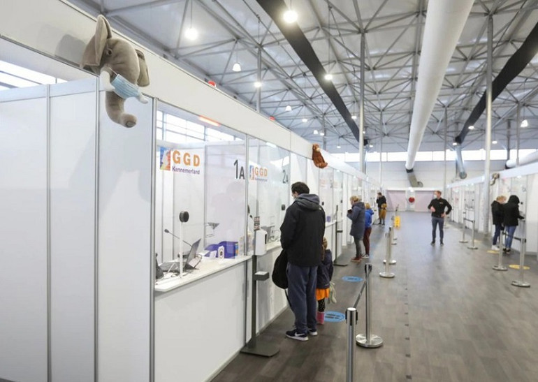 Thế giới vượt mốc 263 triệu ca nhiễm Covid-19, biến thể Omicron tiếp tục lan rộng -0