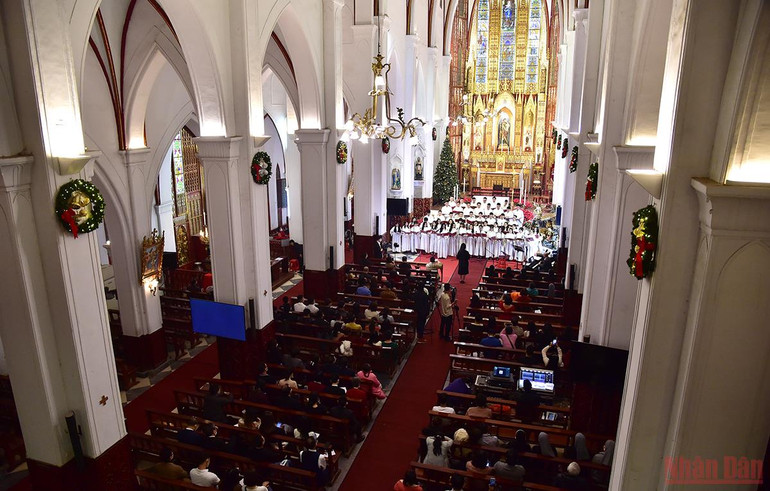 Một mùa Giáng sinh đặc biệt của 2 thành phố lớn Hà Nội và thành phố Hồ Chí Minh -0