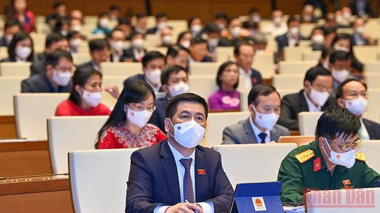 Phục hồi thị trường lao động gắn với bảo đảm an sinh xã hội -0