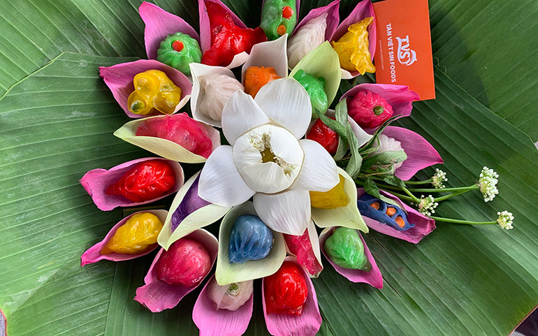 Các loại bánh thơm ngon tại Ngày hội Bánh dân gian ở Cà Mau. Lung linh sắc màu hội Bánh dân gian Nam Bộ tại Cà Mau -0