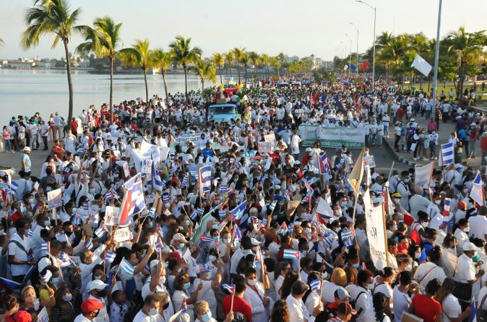 Hàng triệu người dân Cuba tuần hành kỷ niệm Ngày Quốc tế Lao động -0