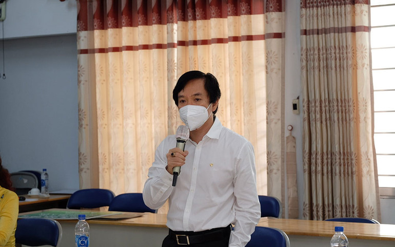 Ông Đặng Hoài Đức - Ủy viên BCH Đảng bộ Vietcombank, Bí thư Đảng bộ VPĐD phía nam, Phó Tổng Giám đốc Vietcombank phát biểu tại buổi lễ. Vietcombank trao tặng gói an sinh xã hội 100 tỷ đồng cho Sở Y tế thành phố Hồ Chí Minh -0