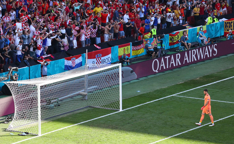 Những khoảnh khắc ấn tượng tại vòng 1/8 Euro 2020 -0