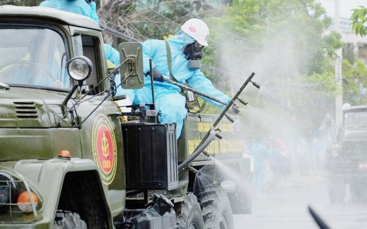 Năm người trong một gia đình nhiễm virus SARS-CoV-2 -0