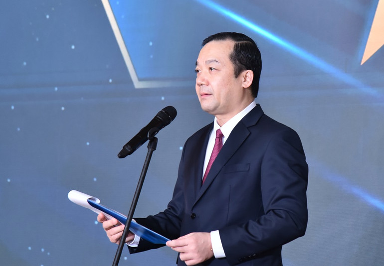 Vinh danh Top 10 doanh nghiệp công nghệ thông tin Việt Nam 2021 -0