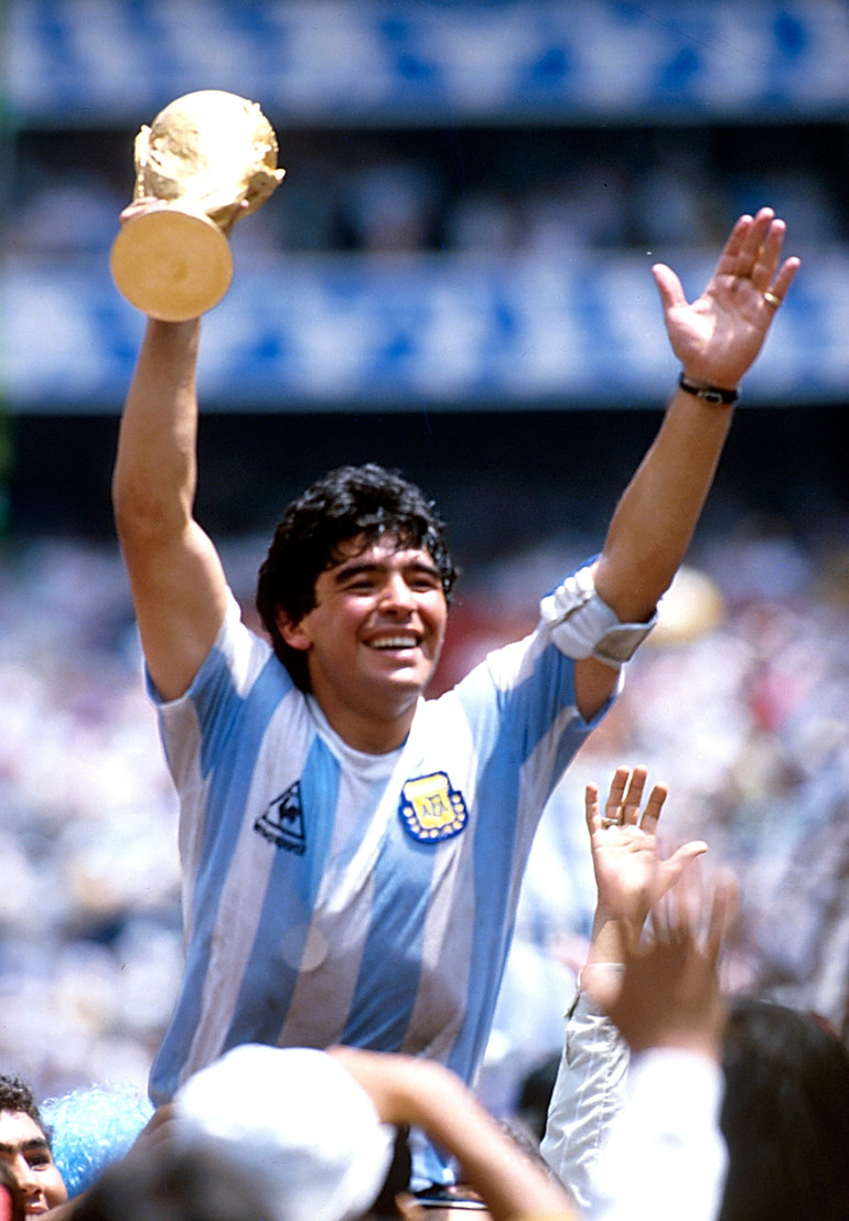World Cup 1986: Maradona tỏa sáng giúp Argentina lần thứ hai vô địch thế giới. (Ảnh: Getty Images) Cuộc đời và sự nghiệp của huyền thoại Maradona qua ảnh -0