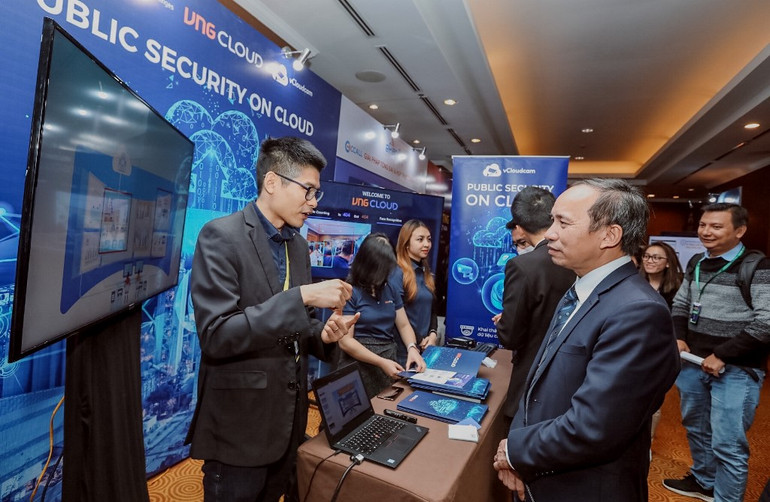 Internet Day 2020: In đậm dấu chân số của Việt Nam trong không gian mạng -0