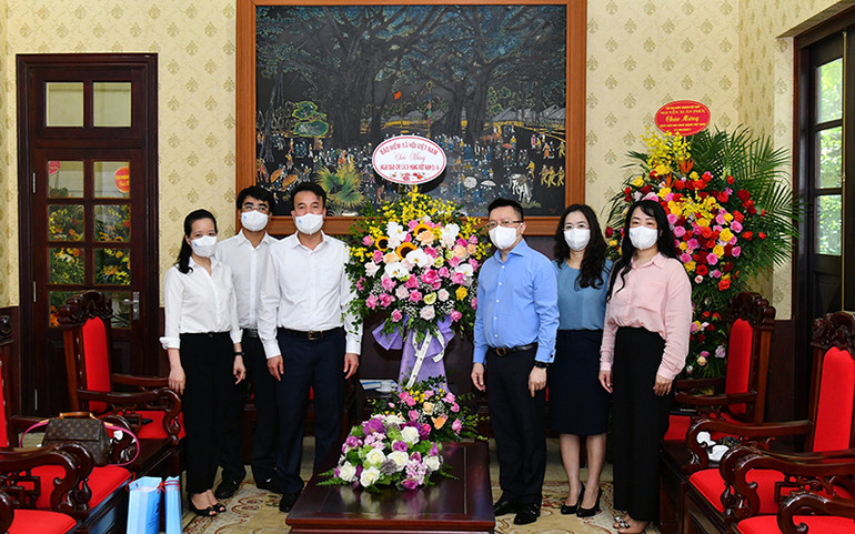 Các bộ, ngành, cơ quan, đơn vị chúc mừng Báo Nhân Dân nhân ngày 21-6 -1