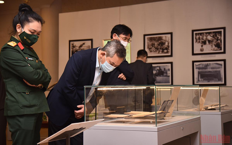 Văn hóa là mục tiêu và động lực phát triển đất nước -0