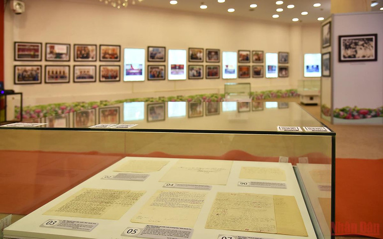 Văn hóa là mục tiêu và động lực phát triển đất nước -0