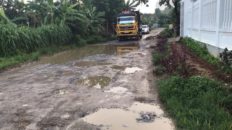 Khốn khổ vì xe quá khổ, quá tải -0