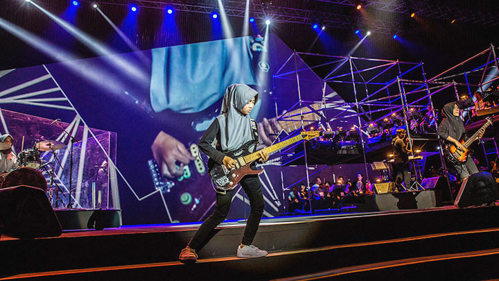 Nhóm nhạc rock nữ truyền cảm hứng -0