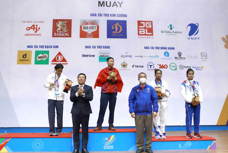 Vận động viên Bùi Yến Ly giành Huy chương Vàng hạng 54kg. Việt Nam giành 4 Huy chương Vàng, 5 Huy chương Bạc môn Muay -0