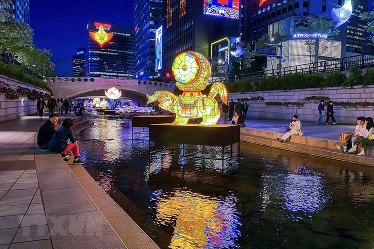 Triển lãm đèn lồng truyền thống Seoul mừng Đại lễ Phật đản -0