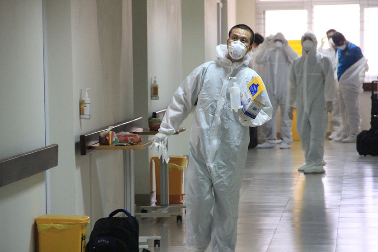 Đưa 219 công dân Việt Nam từ Guinea Xích đạo về nước an toàn -0