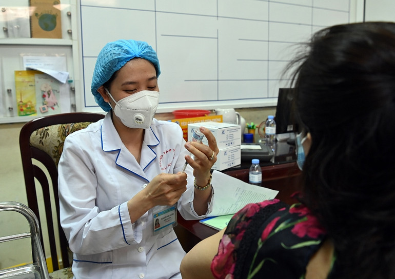 Triển khai tiêm vaccine phòng Covid-19 trên diện rộng tại Hà Nội -0