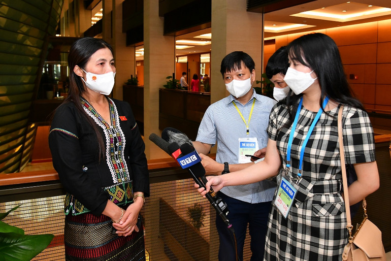 Bảo đảm phòng dịch khi tác nghiệp tại Kỳ họp thứ nhất Quốc hội khóa XV -0