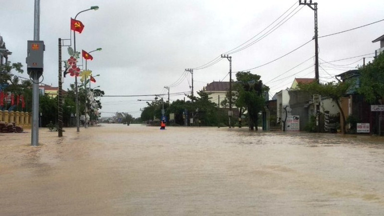 Sạt lở núi san phẳng một trạm bảo vệ rừng Trường Sơn tại Quảng Bình -0