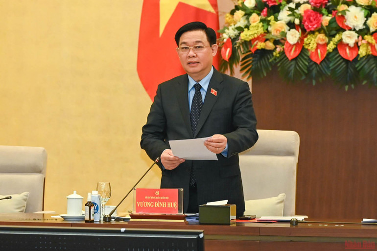 Chủ tịch Quốc hội Vương Đình Huệ phát biểu tại buổi làm việc. (Ảnh: Duy Linh) Xây dựng quy chế phối hợp giữa Đảng đoàn Quốc hội và Đảng ủy Công an Trung ương -0