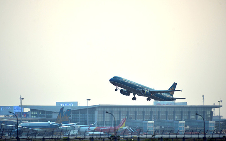 Tháo gỡ khó khăn, giúp hàng không cất cánh -0