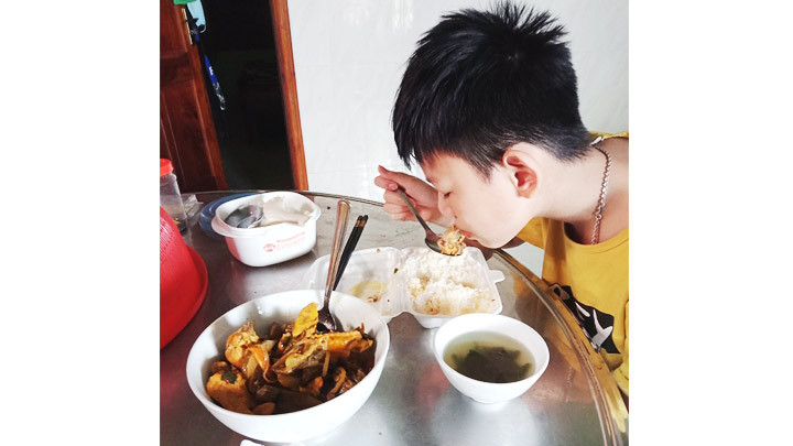 Nghìn lẻ một chuyện cơm gà ảnh 1 Nghìn lẻ một chuyện cơm gà -0