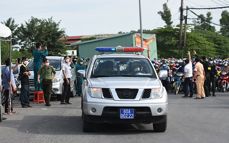 Đồng Nai hỗ trợ đưa hơn 6.000 người dân về quê -0