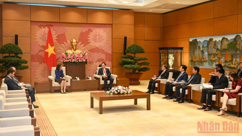 Quang cảnh buổi tiếp. (Ảnh: DUY LINH) Vun đắp tình hữu nghị tốt đẹp giữa Việt Nam và Bulgaria -0