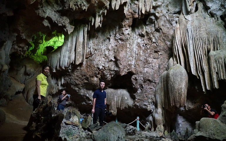 Khám phá động Thiên Hà hấp dẫn, độc đáo ở Ninh Bình -0