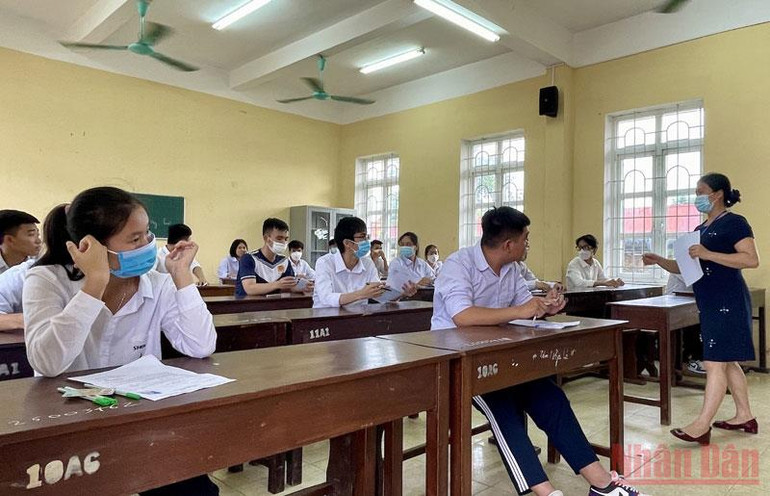 (Tin ghép) Gần 20.000 thí sinh Nam Định bước vào kỳ thi tốt nghiệp Trung học phổ thông -0