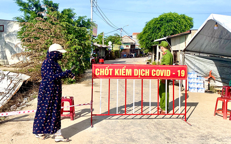 Dịch Covid-19 tiếp tục lan rộng vùng biển Quảng Ngãi -0