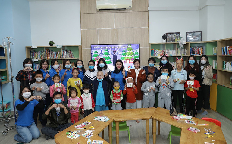 Tiên phong hỗ trợ ngành y tế Việt Nam -0