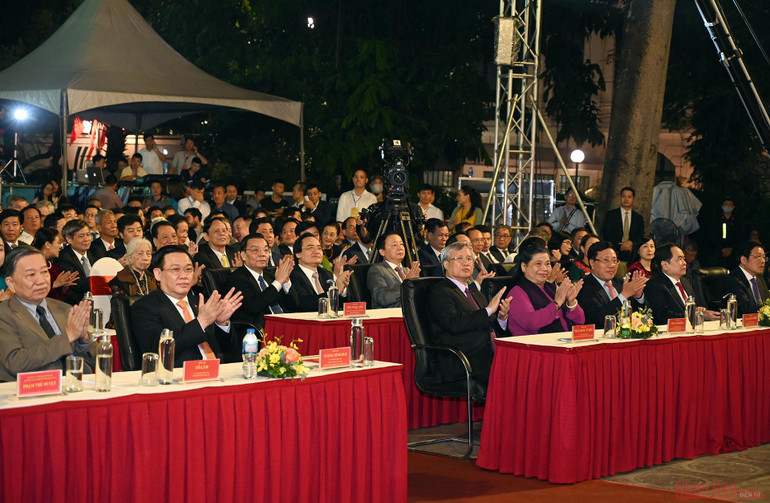 Lễ kỷ niệm 1.010 năm Thăng Long – Hà Nội -0