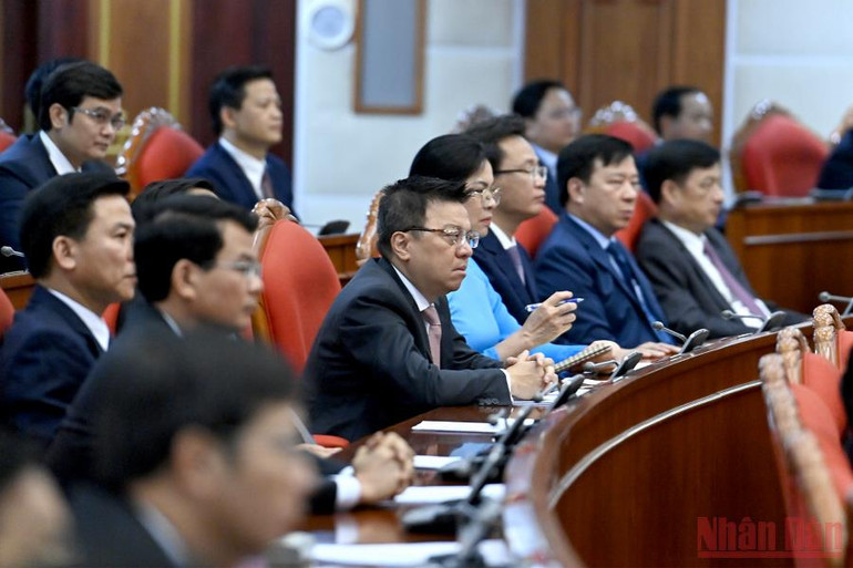 Hội nghị Trung ương 5 quyết định nhiều vấn đề quan trọng về kinh tế và xây dựng Đảng -0