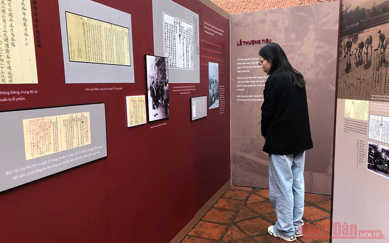 Tìm hiểu các lễ đón năm mới trong cung đình triều Nguyễn -0